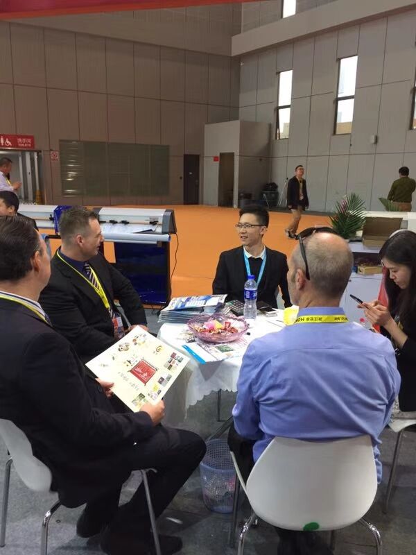 MYCUT in Shanghai.jpg